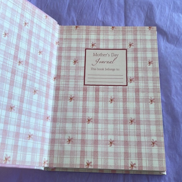 Pink Hydrangea journal, has 100 pages. - Picture 3 of 4